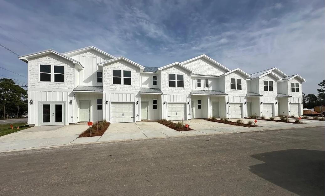 4148 Lost Bay Drive - 1