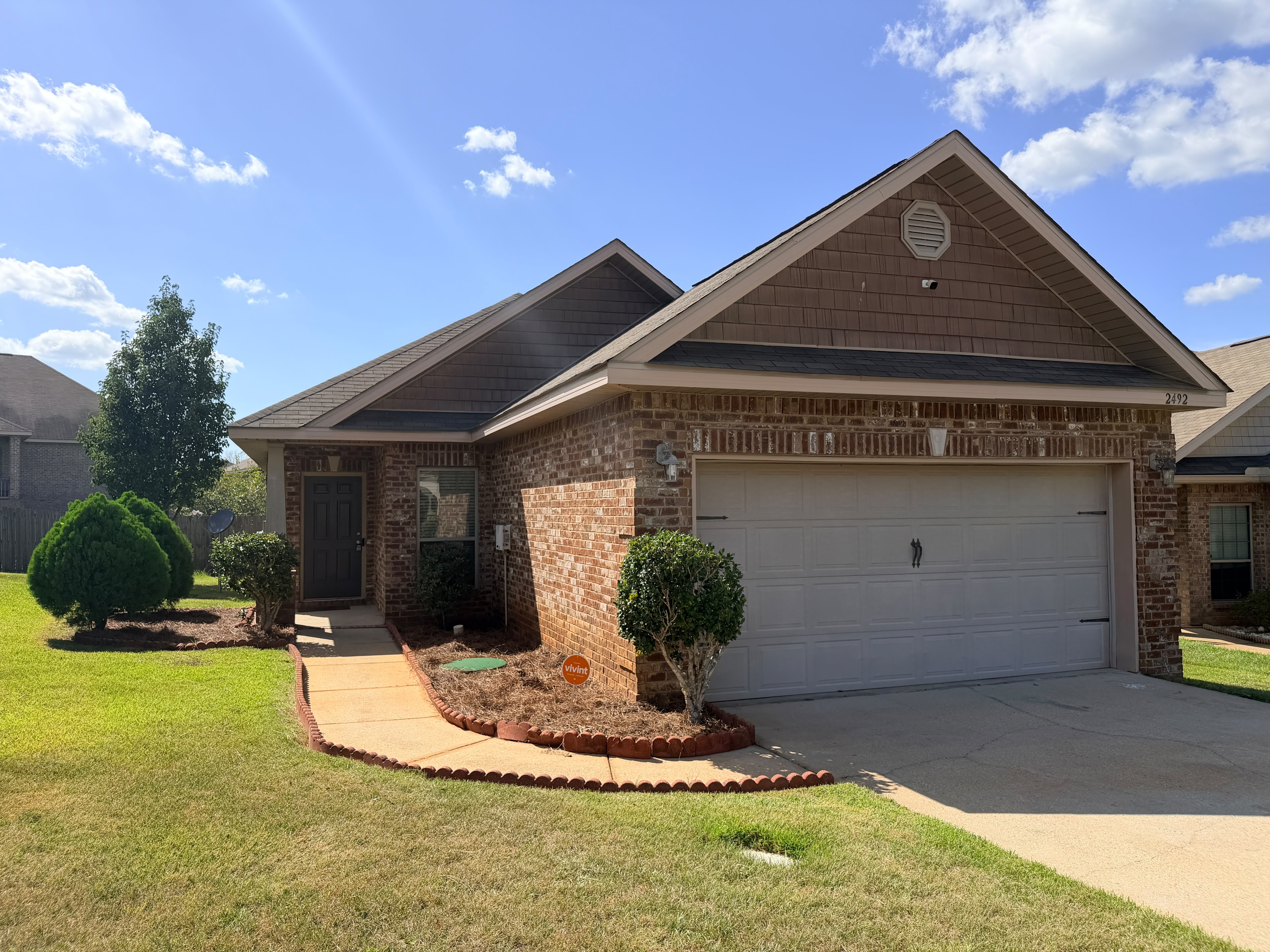 2492 BENTRIDGE DR